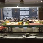 Отель Yuksel Yenikapi 4*