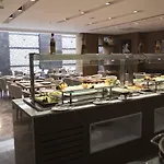 Отель Yuksel Yenikapi 4*