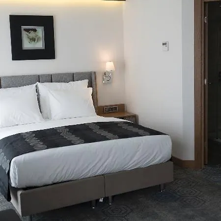 Otel Yuksel Yenikapı 4*