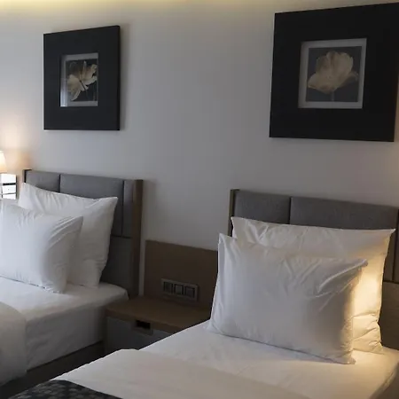 Yuksel Yenikapi 4*