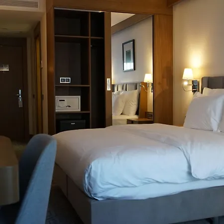 Yuksel Yenikapi Estambul