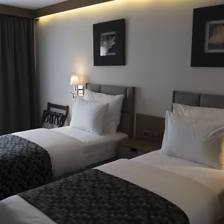 Yuksel Yenikapi Hotel 4*